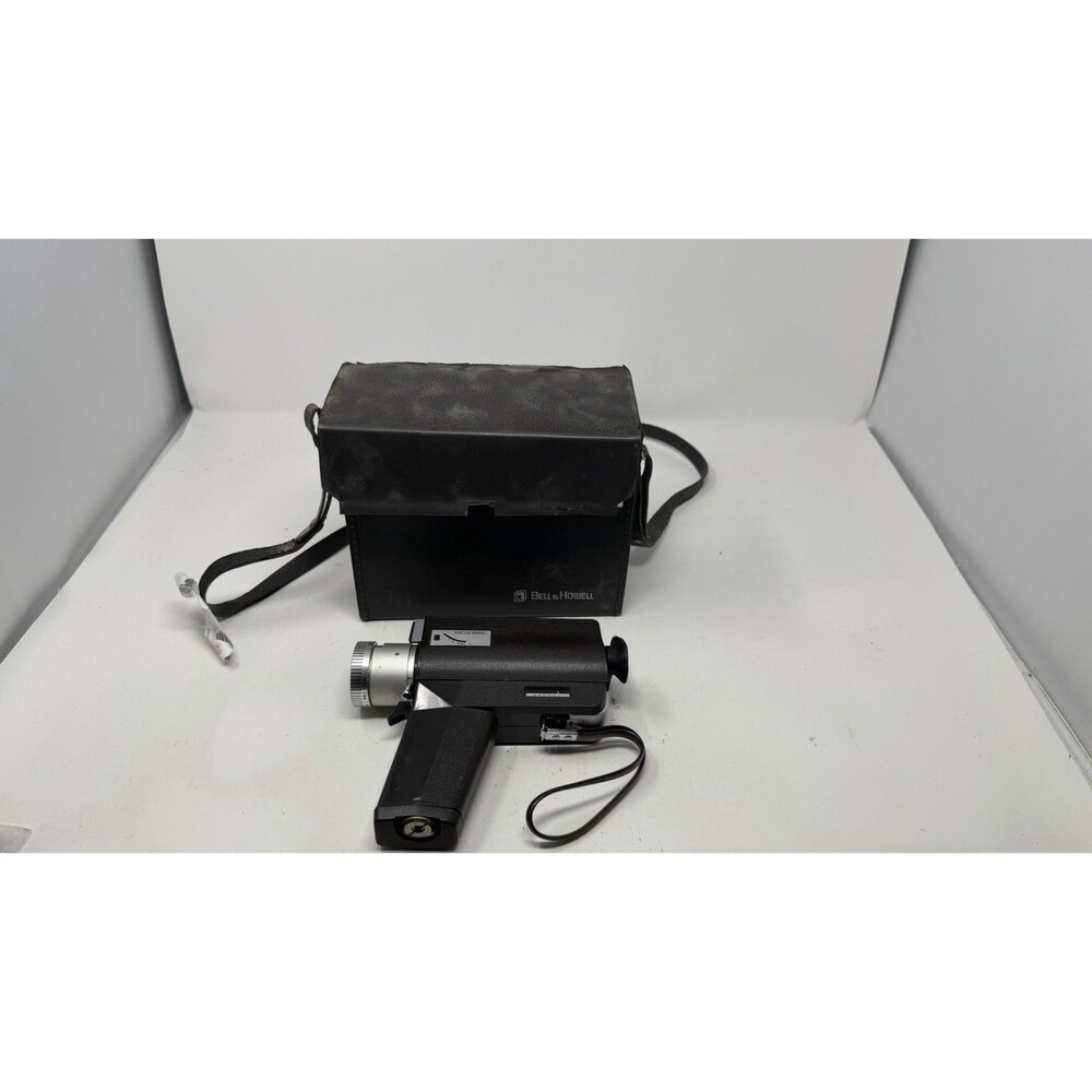 Bell & Howell Autoload Focus-Matic 339 Super 8 Movie Camera with Case - Untested
